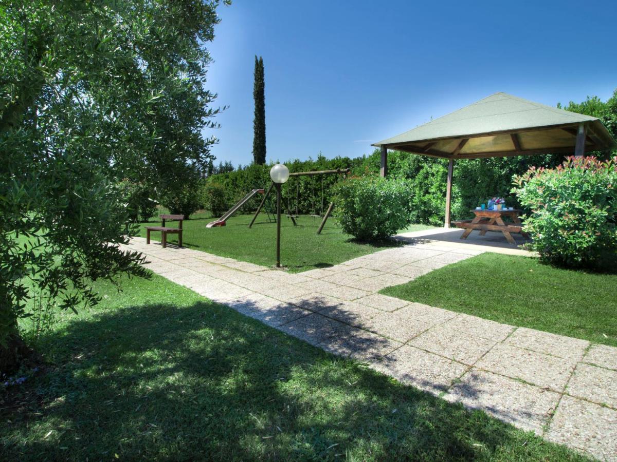 Villa Locazione Turistica Trilocale Orentano Esterno foto