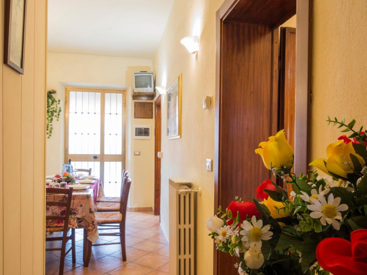Villa Locazione Turistica Trilocale Orentano Esterno foto