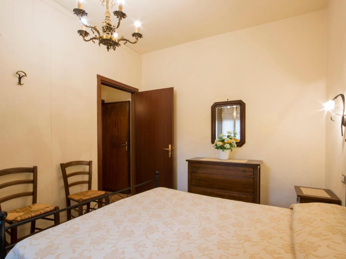 Villa Locazione Turistica Trilocale Orentano Esterno foto