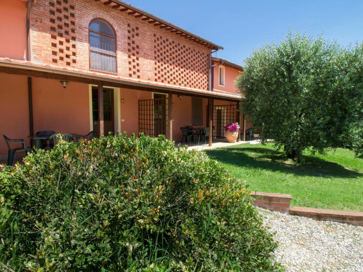 Villa Locazione Turistica Trilocale Orentano Esterno foto