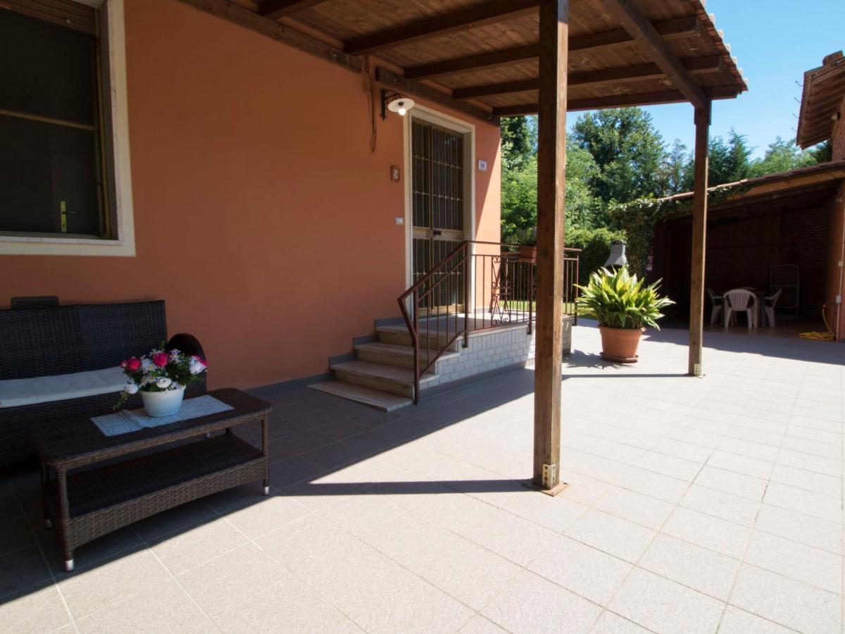 Villa Locazione Turistica Trilocale Orentano Esterno foto