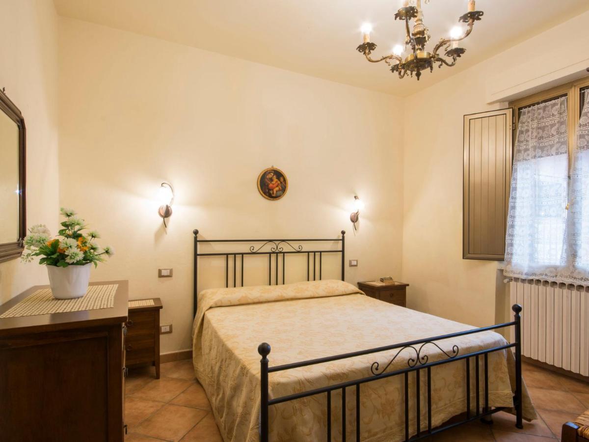 Villa Locazione Turistica Trilocale Orentano Esterno foto
