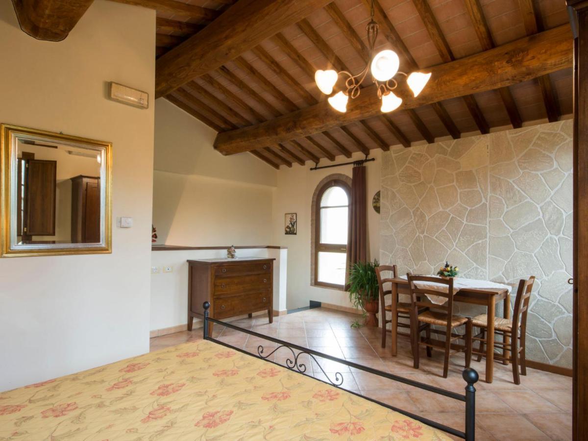 Villa Locazione Turistica Trilocale Orentano Esterno foto