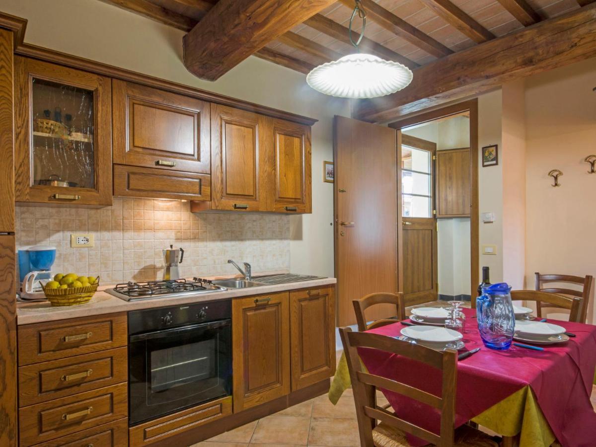 Villa Locazione Turistica Trilocale Orentano Esterno foto