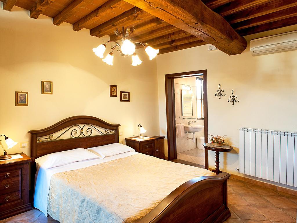 Villa Locazione Turistica Trilocale Orentano Esterno foto