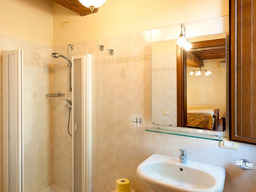 Villa Locazione Turistica Trilocale Orentano Esterno foto